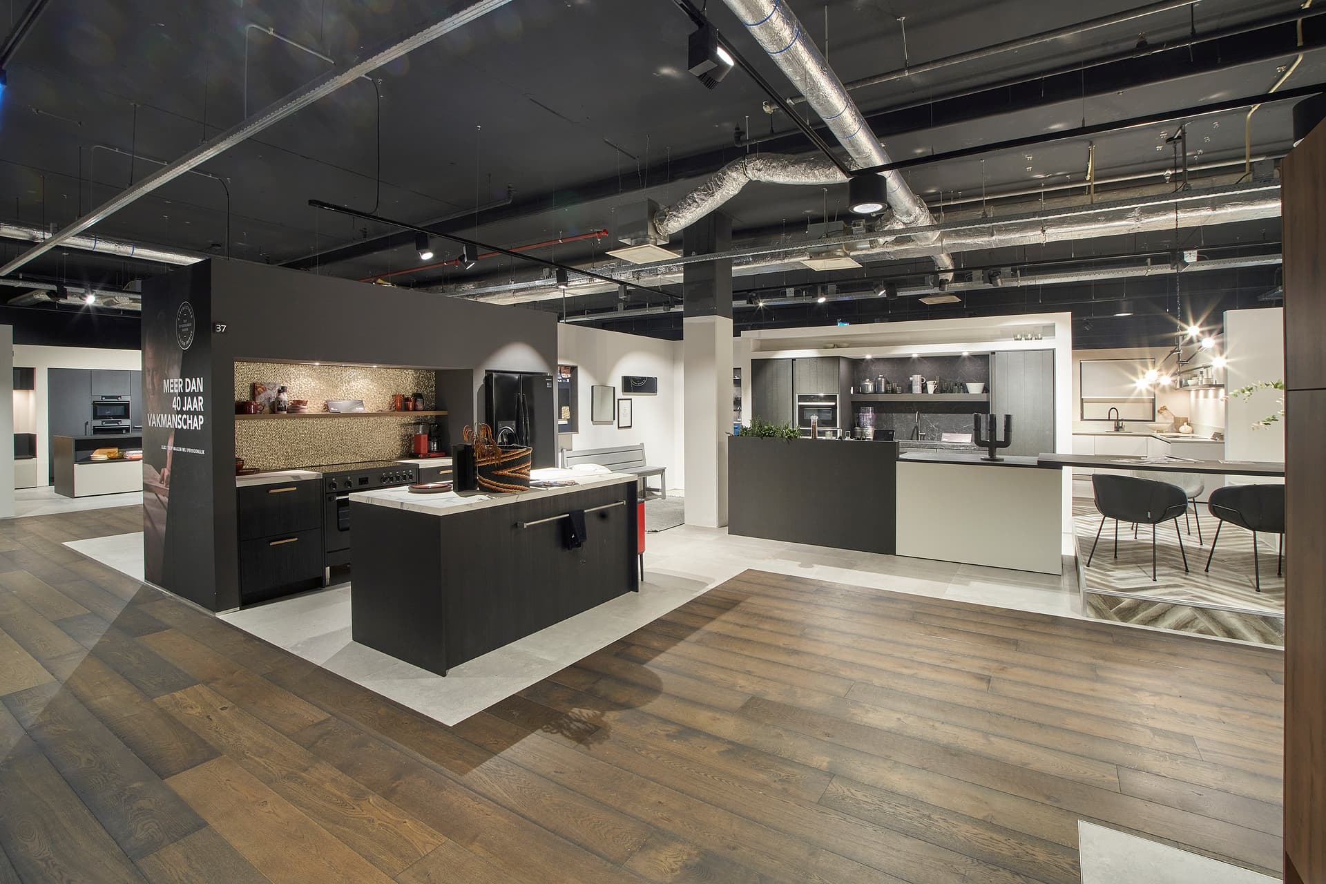Keukens showroom Rotterdam Tulp