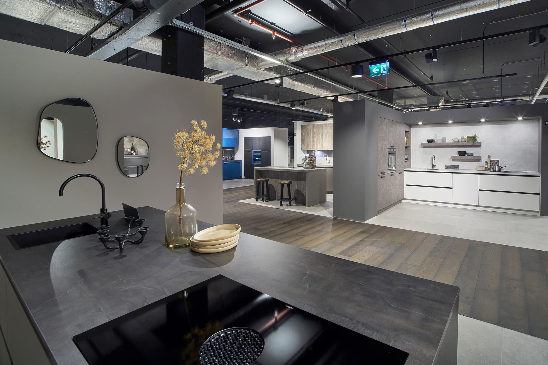 Keukens showroom Rotterdam Tulp