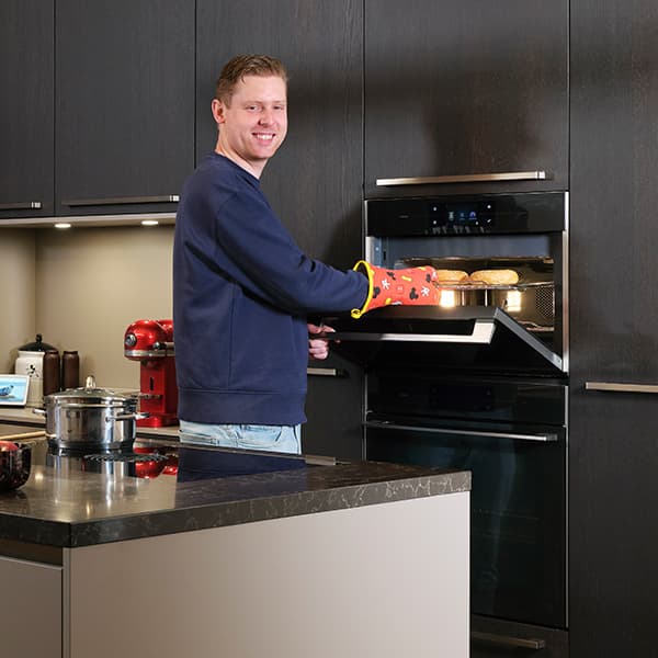 Gebruik-van-oven-in-keuken