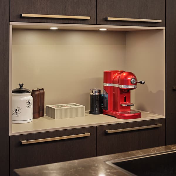 Koffienis-in-kleur-van-kookeiland