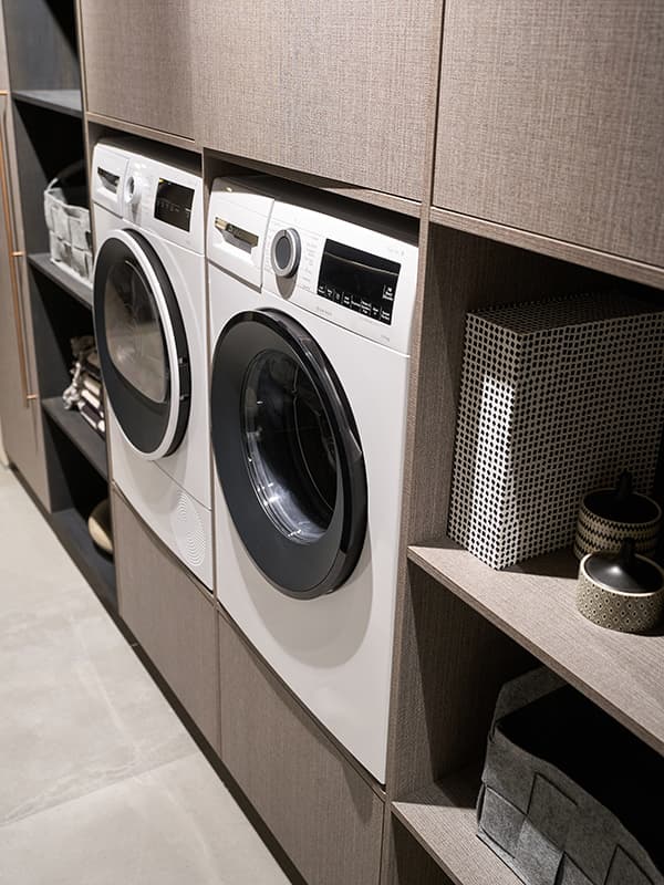 Wasmachine-en-droger-in-bijkeuken