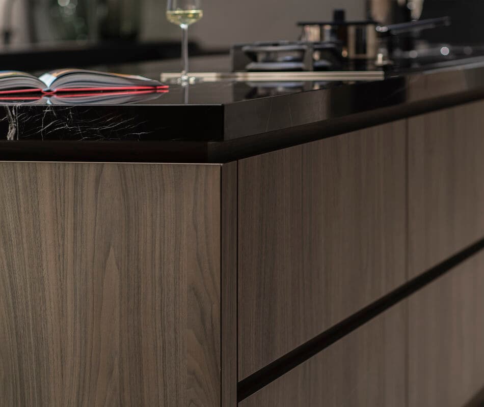 Industriele element met houten kookeiland.jpg