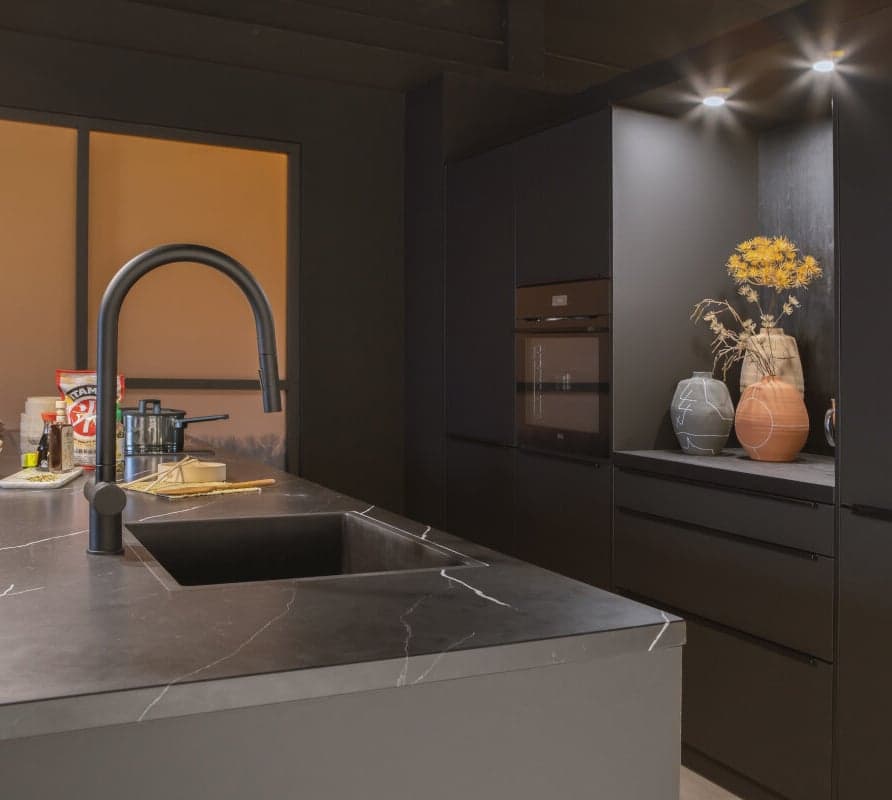 Zwarte keuken.jpg