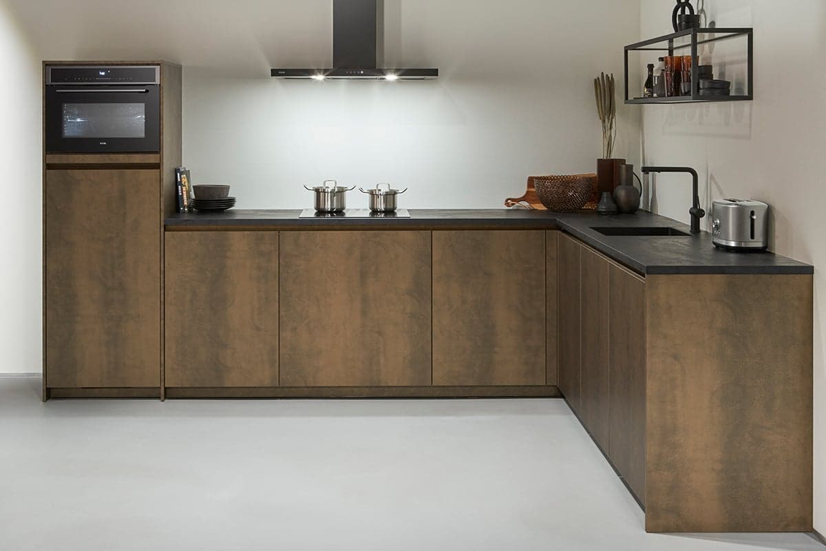 Tulp-Galvano-Portland-hoekkeuken-bruin
