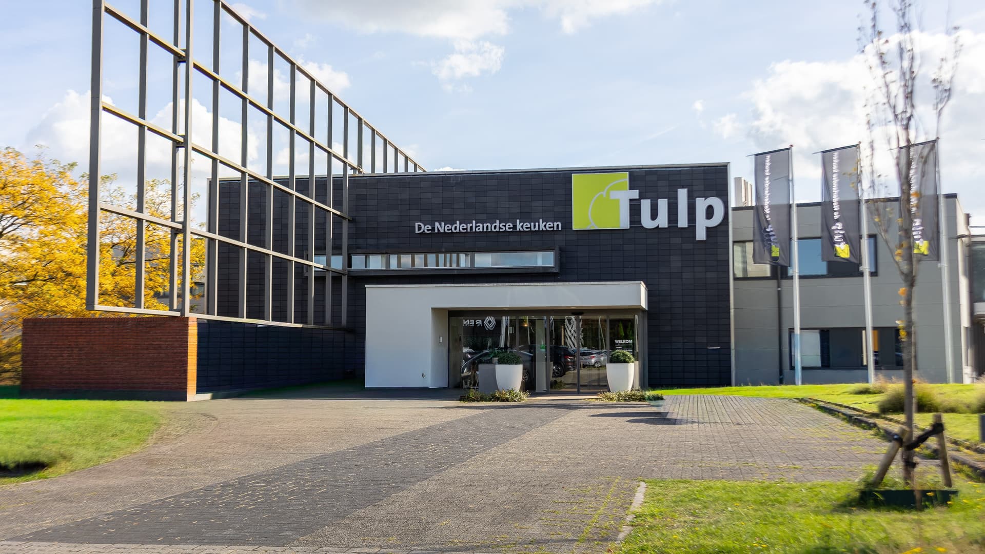 gevel-tulp-showroom rijssen.jpg Geven Tulp showroom