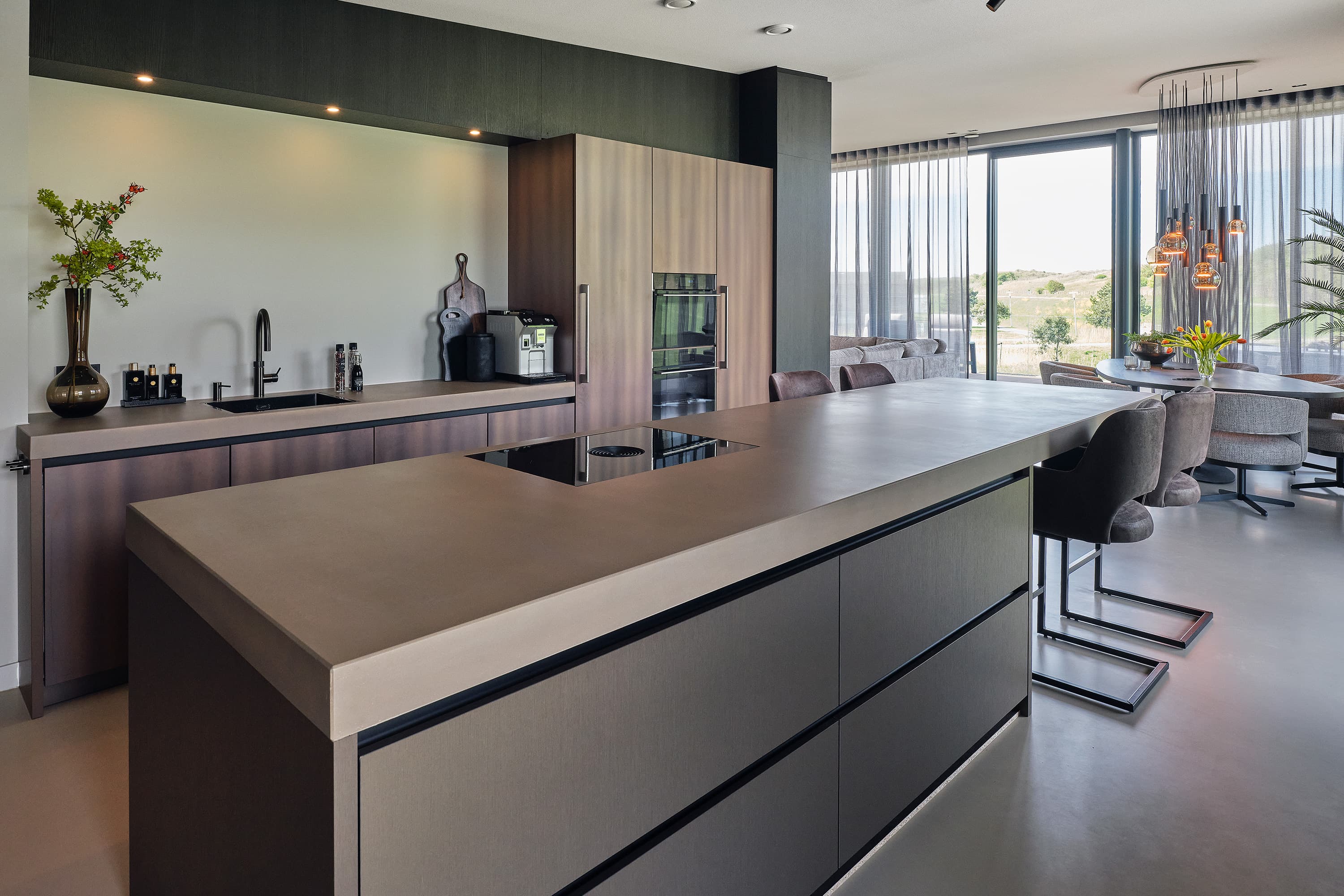 Keuken met betonnen werkblad