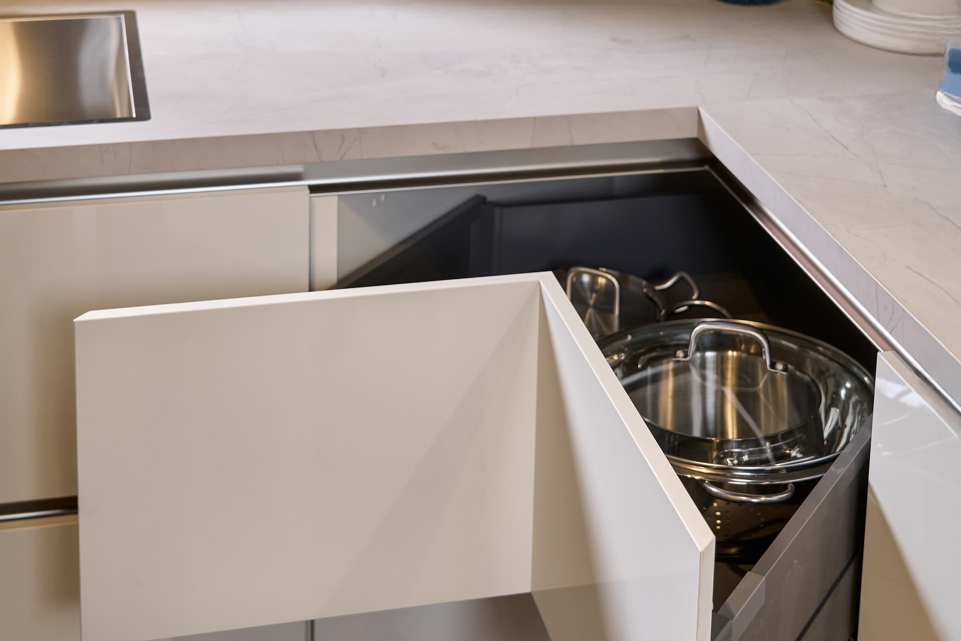Kopie-van-_LDJ0460.jpg Hoekkast keuken
